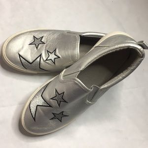 Adorable star pattern silver slip-ons
